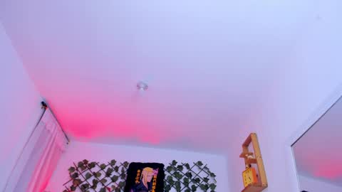 Snapshot of dante_cooper_0 chatting on 12-11-24, 03:13 dante_cooper_0 online show from 12-11-24, 03:13