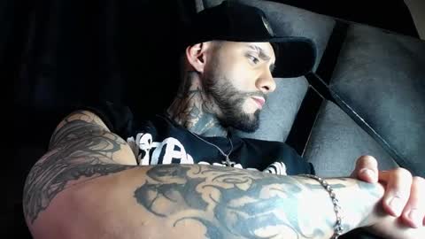 dante_d_angelo_ online show from 05-17-26, 06:44