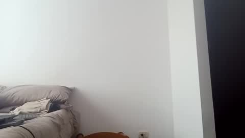 Snapshot of dante_dm chatting on 10-14-25, 02:40 DANTE DI MARCO online show from 10-14-25, 02:40