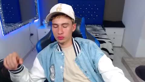 Dante online show from 01-28-25, 04:08