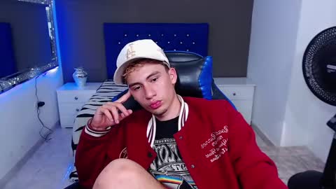 Dante online show from 01-30-25, 08:53