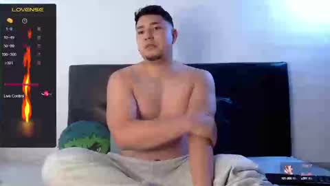 Snapshot of dante_xo chatting on 02-18-25, 08:58  A L E J A N D R O  online show from 02-18-25, 08:58