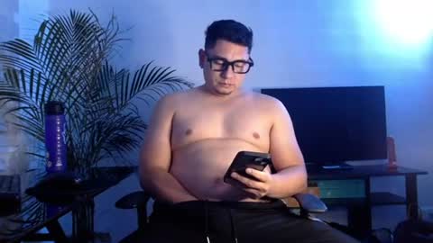  A L E J A N D R O  online show from 06-15-26, 11:07