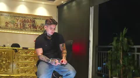 Snapshot of dantecoppolaa chatting on 07-14-26, 02:16 Dante coppola online show from 07-14-26, 02:16