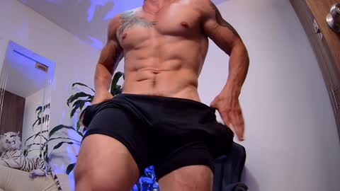 Snapshot of dantecummingss chatting on 01-06-25, 01:42 Dante online show from 01-06-25, 01:42