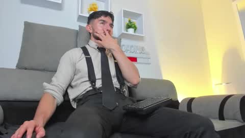 Snapshot of danteeblake chatting on 05-05-26, 03:14 Dante online show from 05-05-26, 03:14