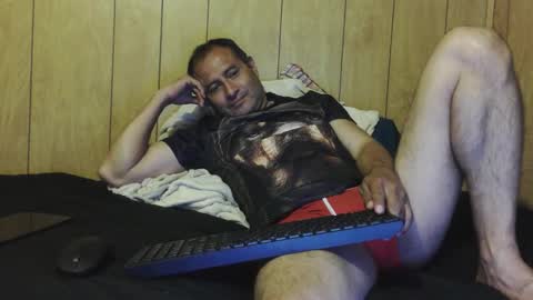 Snapshot of dantehot82 chatting on 11-21-25, 12:21 dantehot82 online show from 11-21-25, 12:21