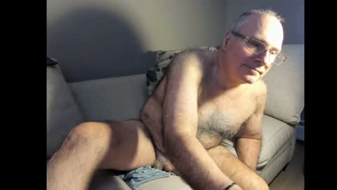 Mark online show from 01-04-25, 11:43