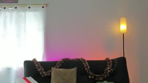 Snapshot of dantewolf_ chatting on 12-14-25, 08:46 Jared online show from 12-14-25, 08:46