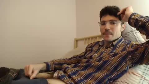 Snapshot of dantheman233 chatting on 12-29-24, 07:00 Daniel online show from 12-29-24, 07:00