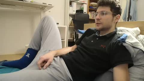 Snapshot of dantheman233 chatting on 01-08-25, 08:18 Daniel online show from 01-08-25, 08:18