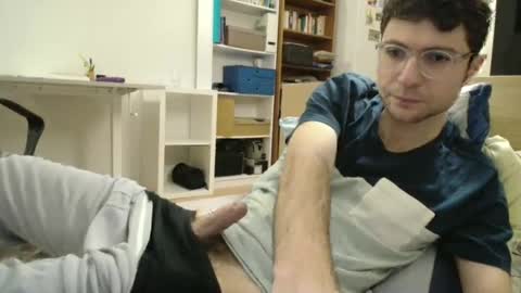 Snapshot of dantheman233 chatting on 02-05-25, 02:16 Daniel online show from 02-05-25, 02:16