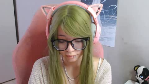 danyelleeyermann online show from 05-11-26, 02:45