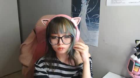 danyelleeyermann online show from 05-19-26, 01:06