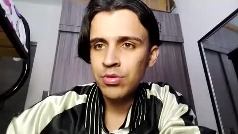 Snapshot of danylano chatting on 10-09-25, 09:46 Daniel online show from 10-09-25, 09:46