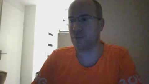 Snapshot of danzel87 chatting on 10-16-25, 08:32 Danny online show from 10-16-25, 08:32
