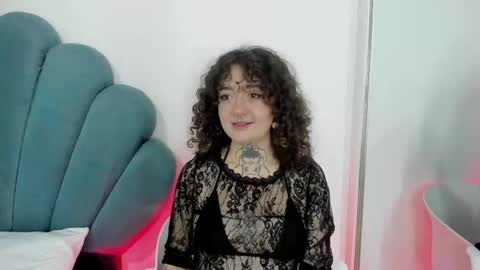 DaphneBlunt online show from 11-08-25, 02:17