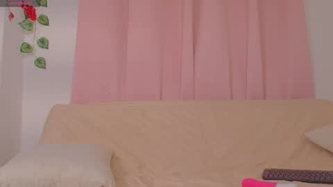 Daphne online show from 05-01-26, 11:59