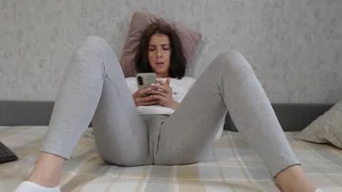 Snapshot of dara6761 chatting on 05-18-26, 06:08 Dasha online show from 05-18-26, 06:08