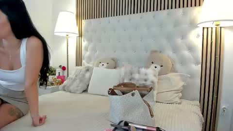 Snapshot of dariaa_doll chatting on 07-02-26, 08:20 Daria online show from 07-02-26, 08:20