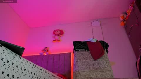 dariana_hot online show from 04-24-26, 03:03