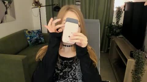 Daria Tate online show from 07-07-26, 11:47