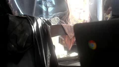 Betty and Robert Play time online show from 12-11-24, 07:14