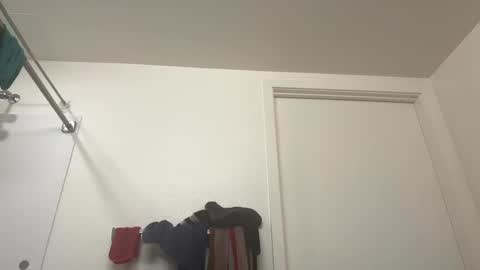 Betty and Robert Play time online show from 03-09-25, 03:43