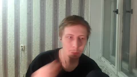 Snapshot of darienlarge chatting on 02-08-25, 03:10 darienlarge online show from 02-08-25, 03:10