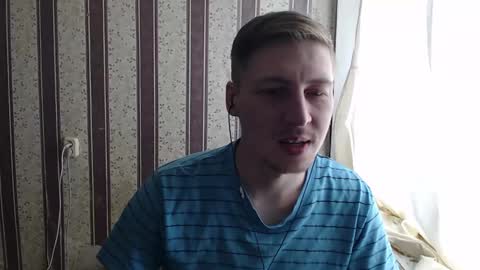 Snapshot of darienlarge chatting on 02-23-25, 12:16 darienlarge online show from 02-23-25, 12:16