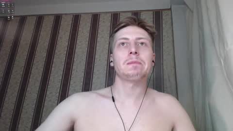 Snapshot of darienlarge chatting on 02-24-25, 04:36 darienlarge online show from 02-24-25, 04:36