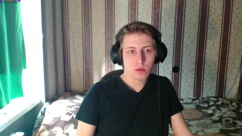 Snapshot of darienlarge chatting on 10-23-25, 07:51 darienlarge online show from 10-23-25, 07:51