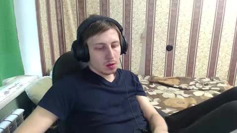 Snapshot of darienlarge chatting on 11-01-25, 09:00 darienlarge online show from 11-01-25, 09:00