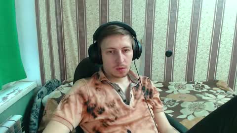 Snapshot of darienlarge chatting on 11-07-25, 11:10 darienlarge online show from 11-07-25, 11:10