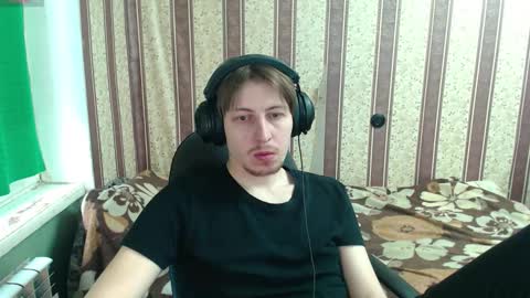 Snapshot of darienlarge chatting on 12-03-25, 10:24 darienlarge online show from 12-03-25, 10:24