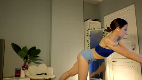 Snapshot of darilboom chatting on 12-03-24, 08:49 darilboom online show from 12-03-24, 08:49