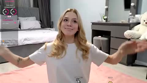 Snapshot of darilboom chatting on 11-12-25, 11:03 darilboom online show from 11-12-25, 11:03