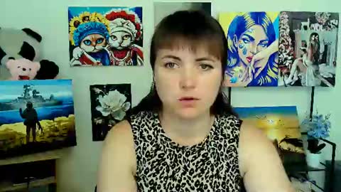Snapshot of darina_m_ chatting on 07-12-26, 08:27 Darina online show from 07-12-26, 08:27