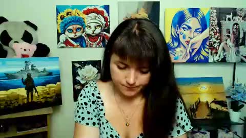 Snapshot of darina_m_ chatting on 07-16-26, 05:02 Darina online show from 07-16-26, 05:02