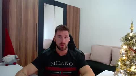 darius_94 online show from 12-18-25, 10:43