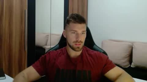 darius_94 online show from 02-19-26, 05:14