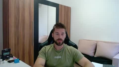 darius_94 online show from 07-19-26, 04:54