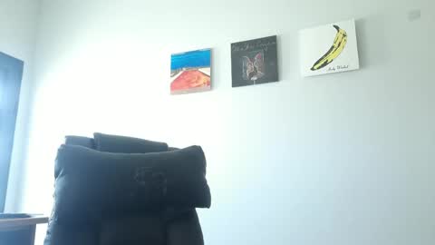 Snapshot of dariux_m chatting on 06-08-26, 02:06 dariux_m online show from 06-08-26, 02:06