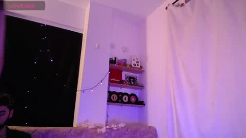 Dark online show from 04-08-26, 05:18