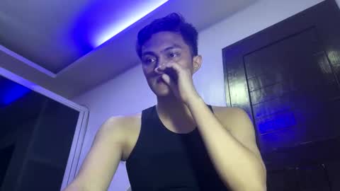 Snapshot of dark_angel69x chatting on 09-17-25, 07:04 Guile online show from 09-17-25, 07:04