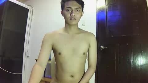 Snapshot of dark_angel69x chatting on 09-27-25, 02:49 Guile online show from 09-27-25, 02:49