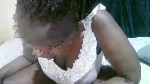 Snapshot of dark_anggel chatting on 10-03-25, 06:21 dark_anggel online show from 10-03-25, 06:21