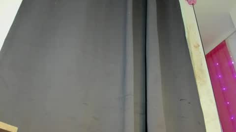 Snapshot of dark_flama chatting on 11-28-25, 12:52 dark_flama online show from 11-28-25, 12:52