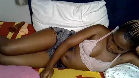dark_petite_ online show from 07-08-26, 07:40
