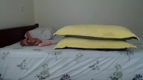 Snapshot of dark_qween chatting on 11-18-25, 09:36 dark_qween online show from 11-18-25, 09:36